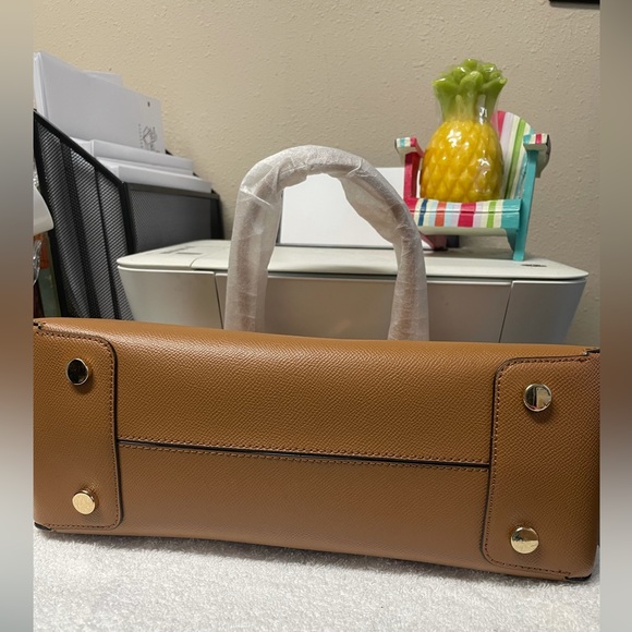 Michael Kors Houston Satchel and Wallet - Picture 6 of 11